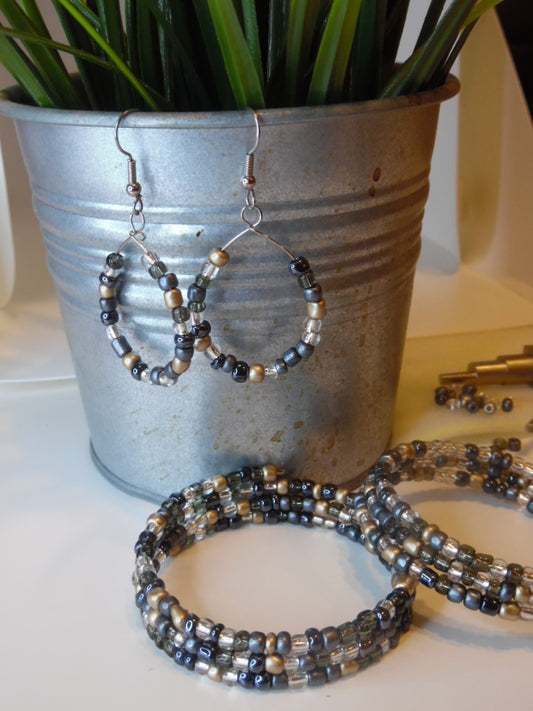 Handcrafted Multi-Colored Seed Bead Bracelet & Earring Set