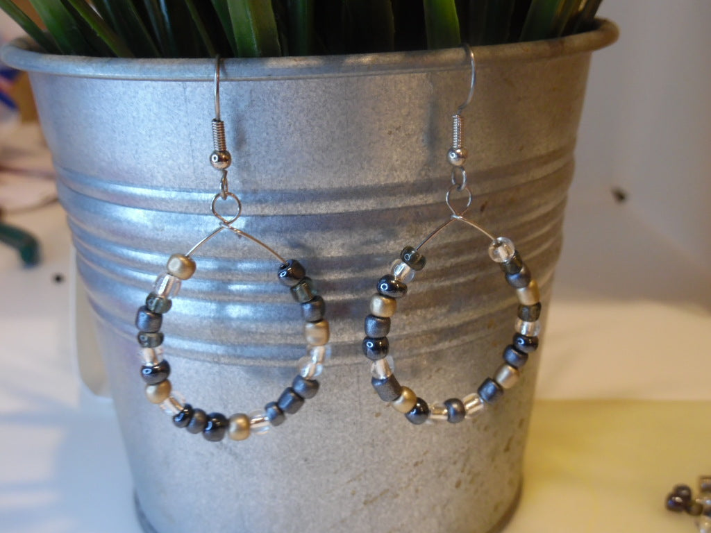 Handcrafted Multi-Colored Seed Bead Bracelet & Earring Set